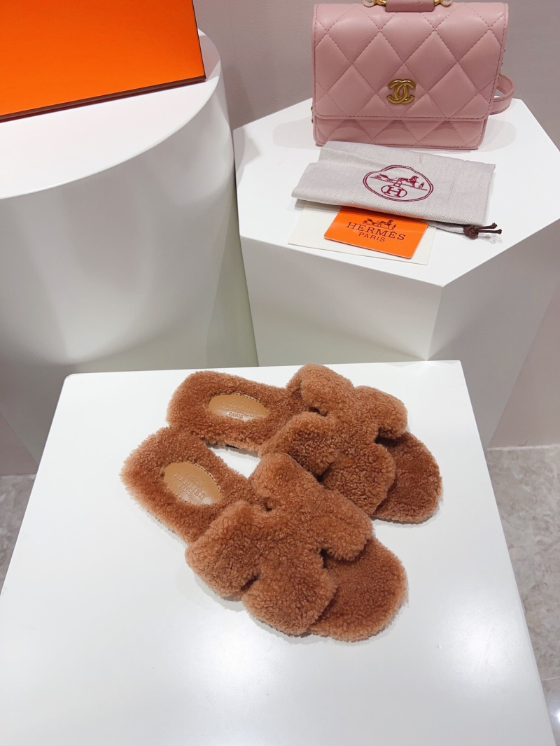 Hermes Slippers